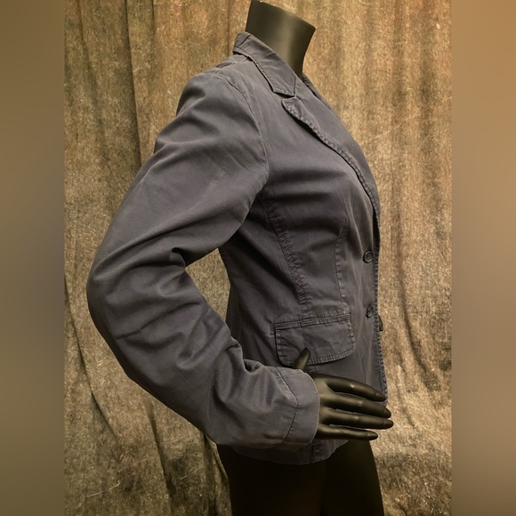 Blue Blazer - Picture 3 of 9